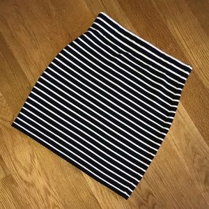 Black and white striped pencil skirt